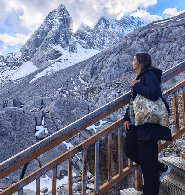 Bolso Tamyraki — origen: , 